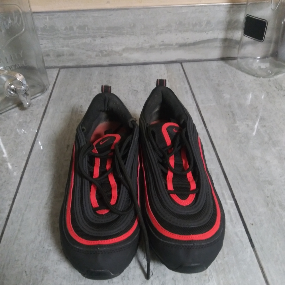 Females air max